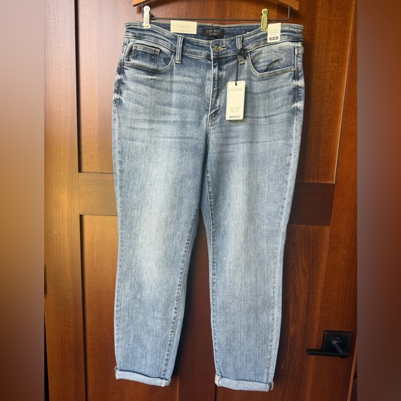 Judy Blue The Bleach Boys Midrise Boyfriend Jeans Size 13/31 - Picture 1 of 16